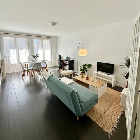 T2 60m2, Centre Ville, Parking Gratuit, Terrasse, Proche Tram, A Seulement 15mn Des Plages Montpellier