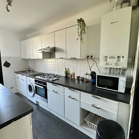 Apartment T2 60m2, Centre Ville, Parking Gratuit, Terrasse, Proche Tram, A Seulement 15mn Des Plages *